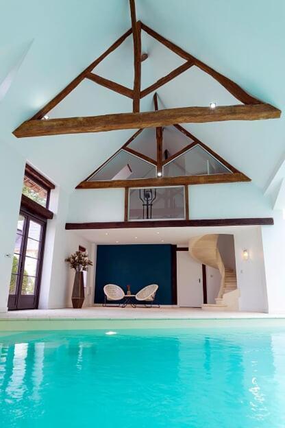 Domaine De La Limetiere Hotel Neuvy-le-Roi Buitenkant foto