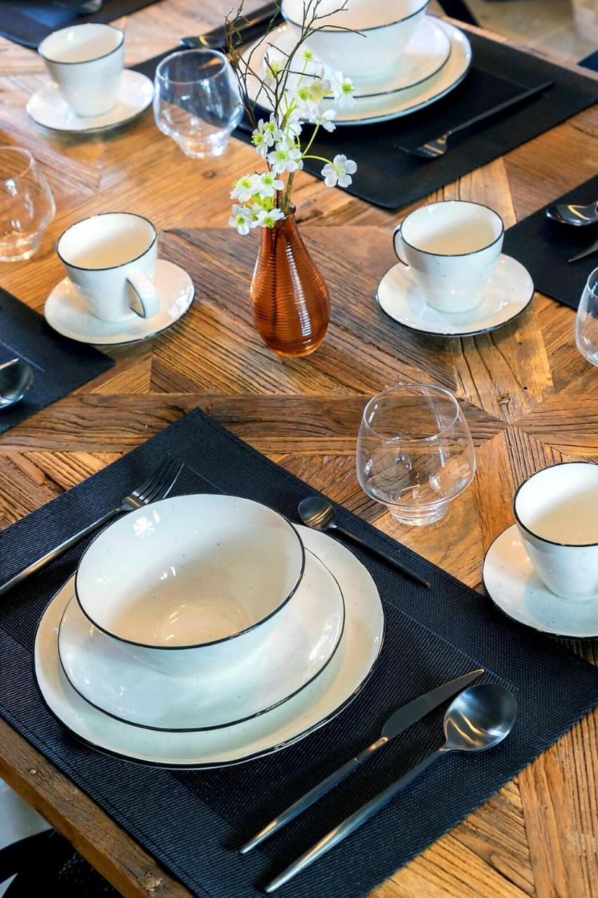 Domaine De La Limetiere Hotel Neuvy-le-Roi Buitenkant foto